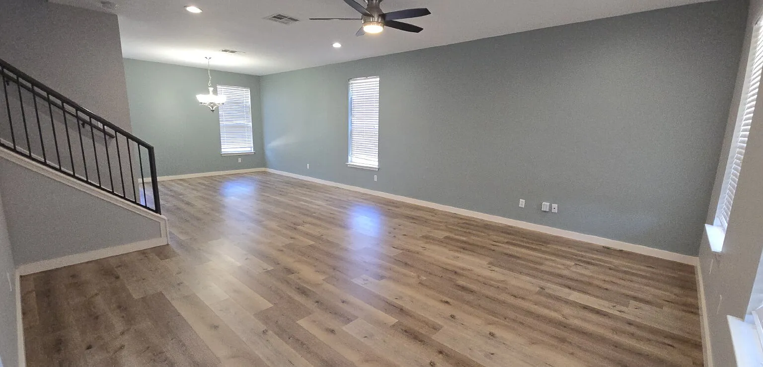 4 bed, 2.5 bath, 2458 sqft, $2,450 — Photo 4