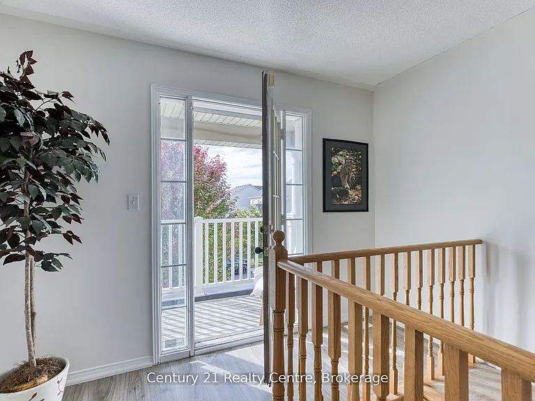 45 Hatch St E — Photo 24