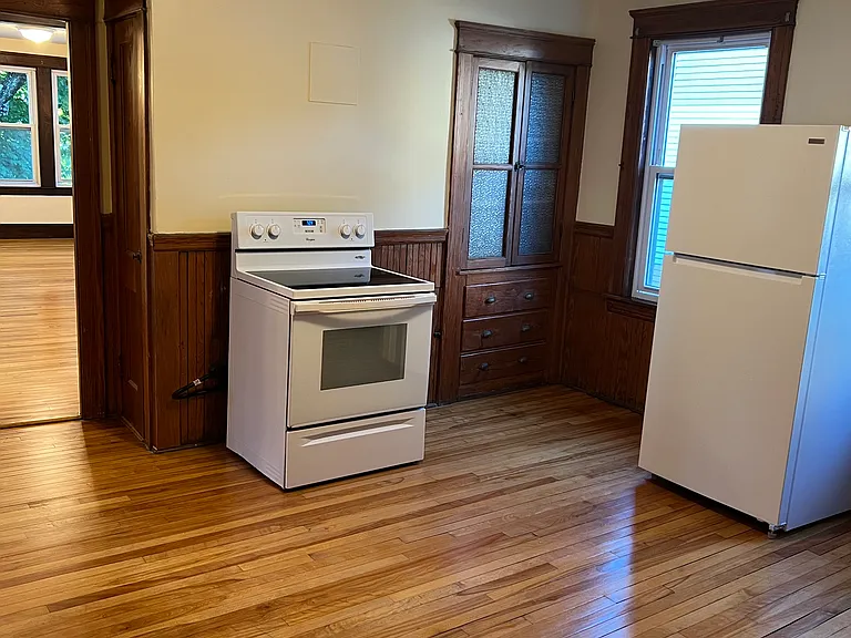22 Fairfax Rd #2 — Photo 2