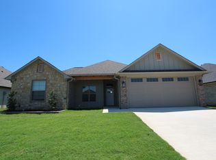 1425 Nate Cir, Bullard, TX 75757