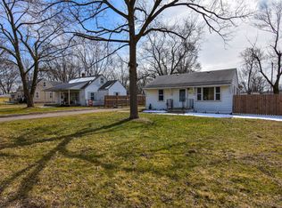 24329 Mary St, Taylor, MI 48180