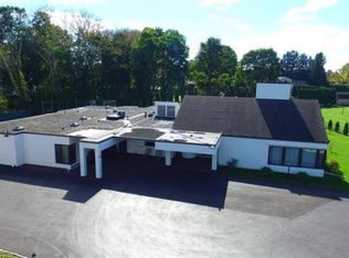 896 Sheridan Dr, Easton, PA 18045