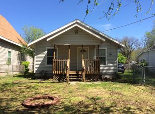 2110 N Columbia Ave, Springfield, MO 65803