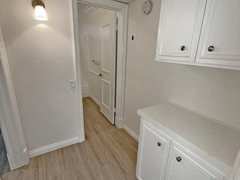 1940 Malcolm Ave #103 — Photo 7
