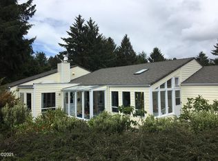 860 NW Estate Dr, Seal Rock, OR