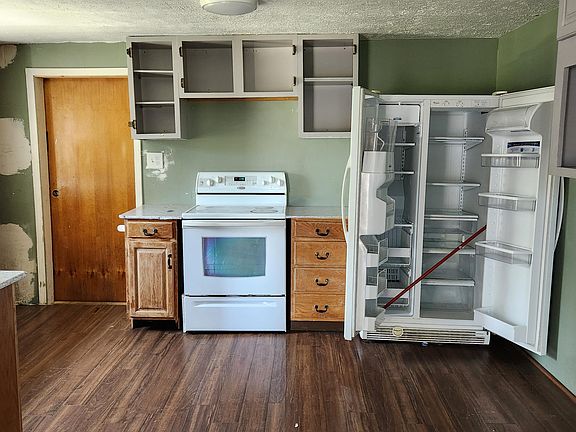 2nd image of 1120 John St