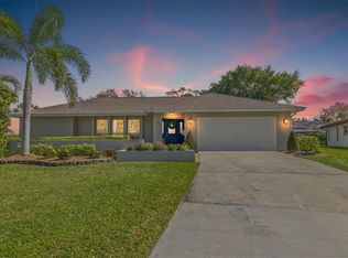 7237 14th Ct NE, Saint Petersburg, FL 33702