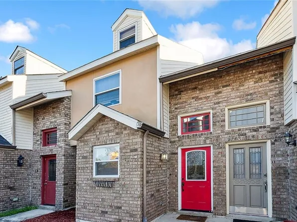 5 Brandon Hall Dr APT B, Destrehan, LA 70047