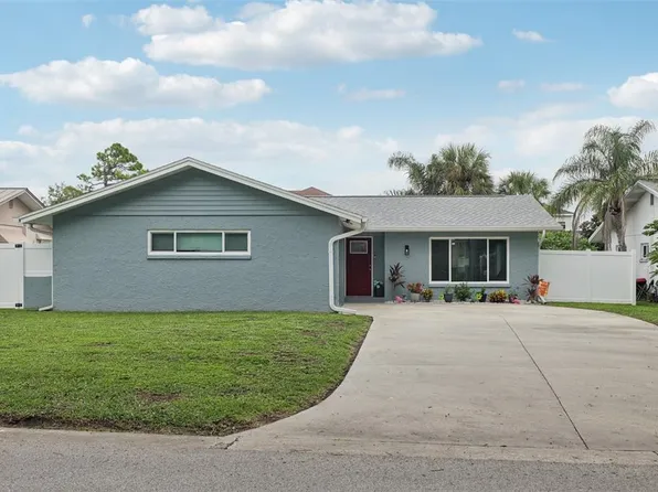 1004 Peninsula Ave, Tarpon Springs, FL 34689