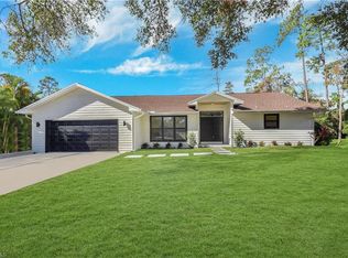 6241 Waxmyrtle Way, Naples, FL 34109