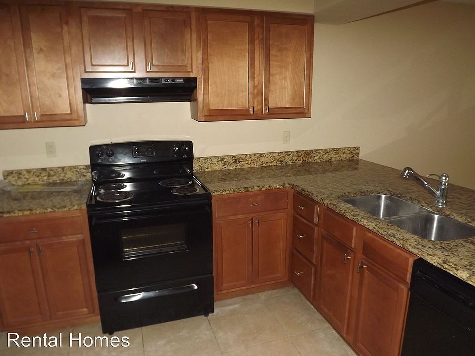 1st image of 1064 Sophie Blvd