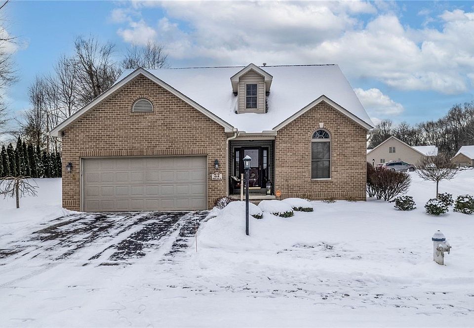 1st image of 64 Timber Lake Dr