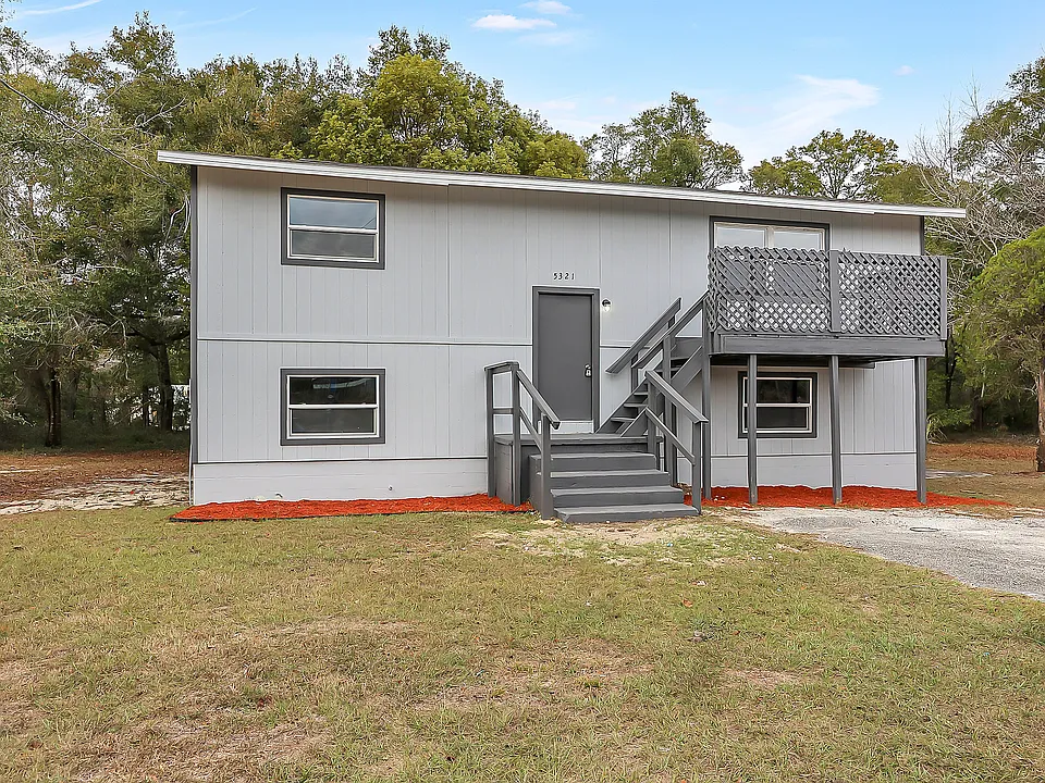 5321 NW 9th Pl