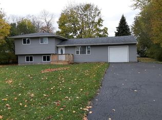 35 Blue Avocado Ln, Rochester, NY 14623