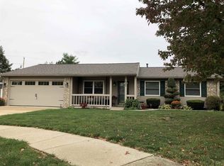 425 Hummingbird Dr, Greentown, IN