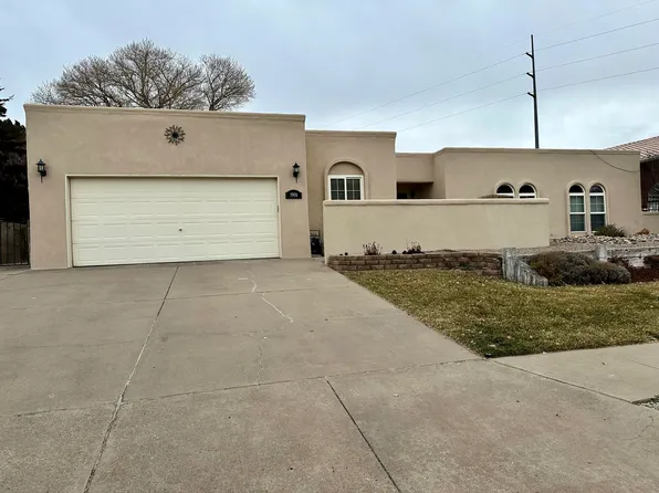 1906 Monte Largo Dr NE, Albuquerque, NM 87112