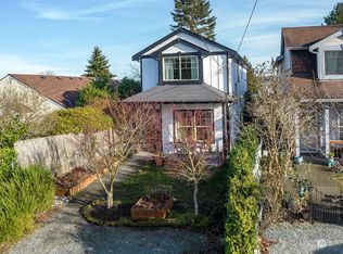 10226 20th Ave SW, Seattle, WA 98146