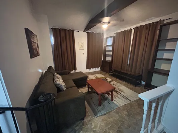 312 W Scott St #A, Greenwood, MS 38930