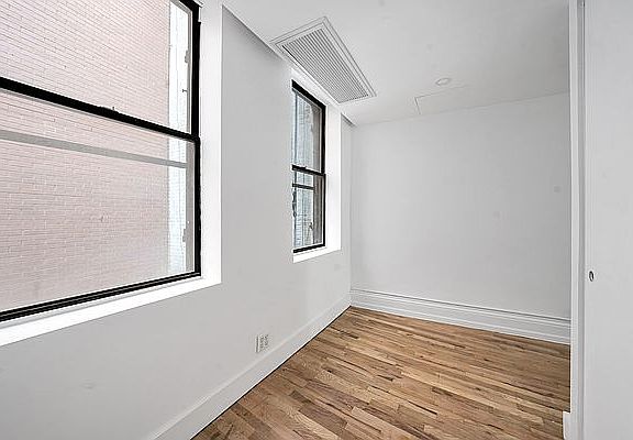 5th image of 359 Canal St #5
