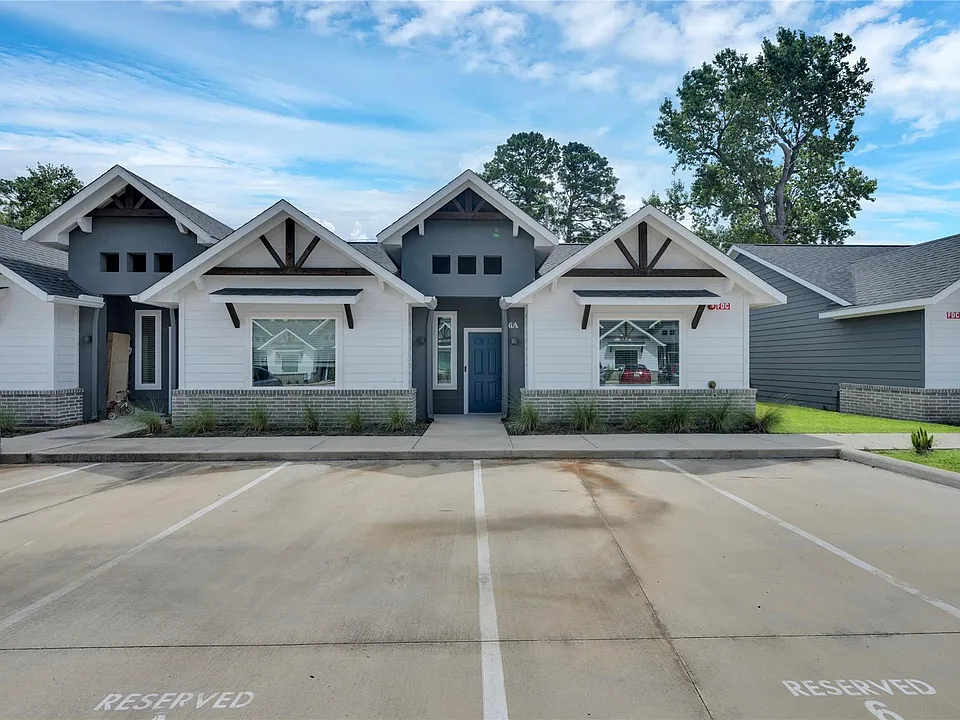10317 Lake Rd #6A
