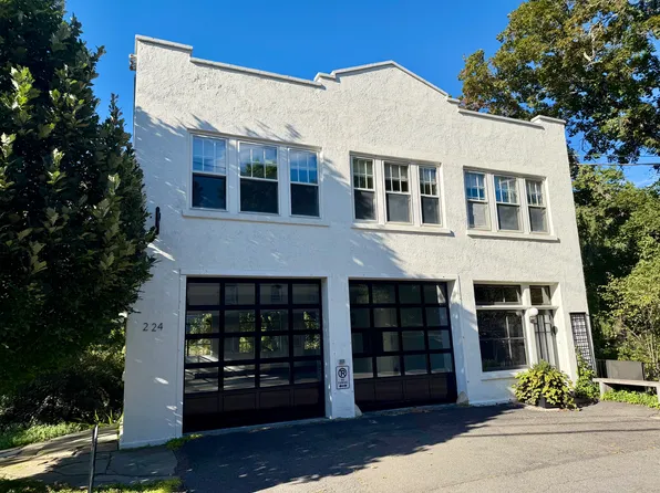 224 Main St #2A, Germantown, NY 12526