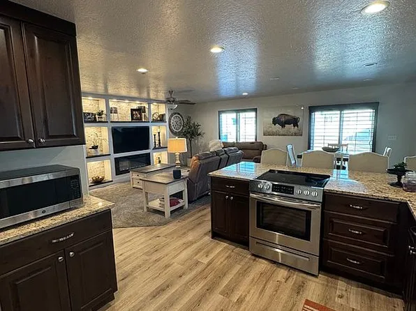 926 N 165 W, Nephi, UT 84648