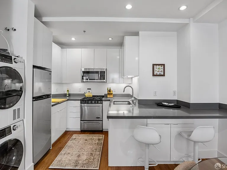 901 Bush St #405 — Photo 7