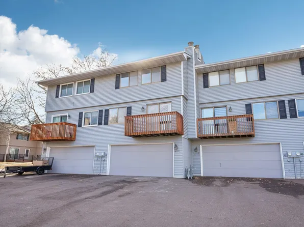 4337 Chatsworth Cir, Shoreview, MN 55126