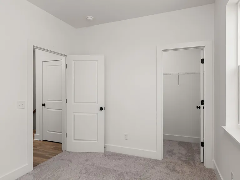 700 N Dupont Ave #115 — Photo 16