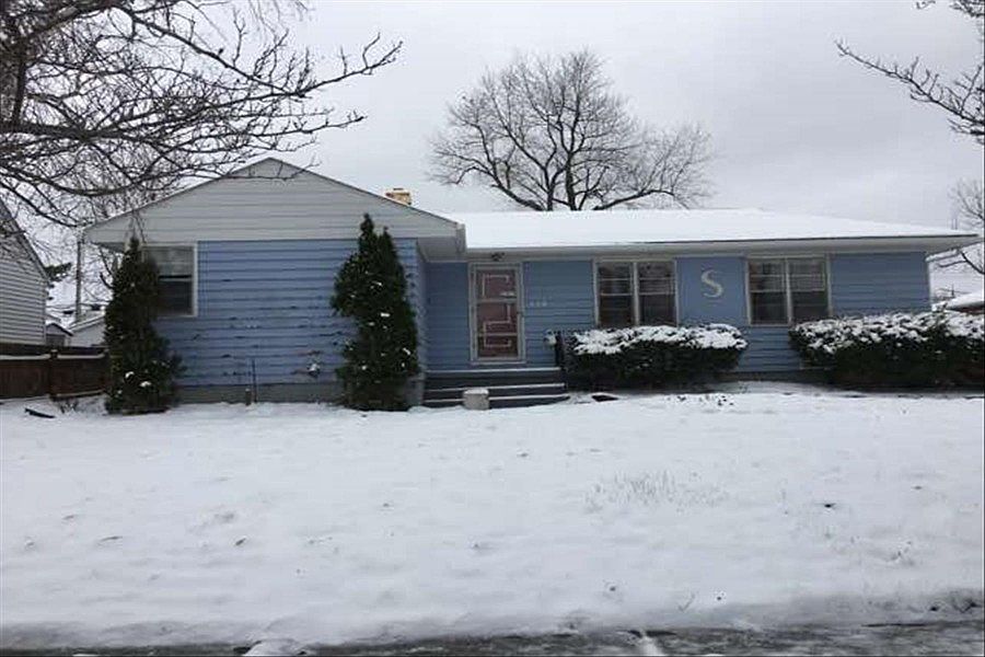 1st image of 240 Grandview Ave