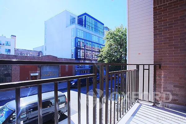 Rented by Oxford Property Group | media 66