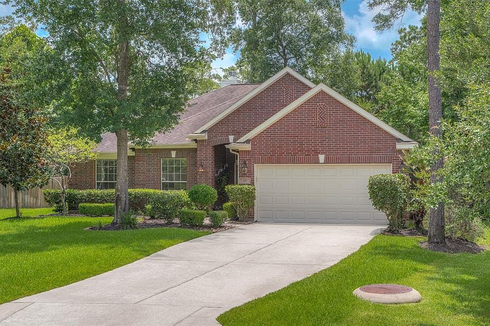 1st image of 15 Planchard Ct