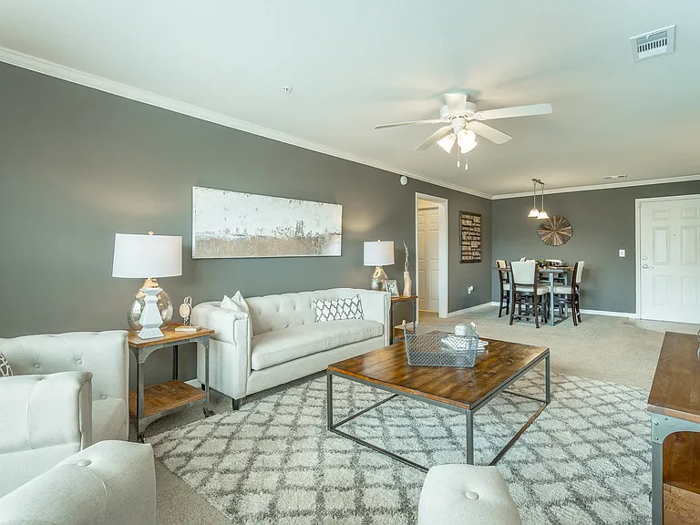 Spacious living room at Amberleigh Ridge