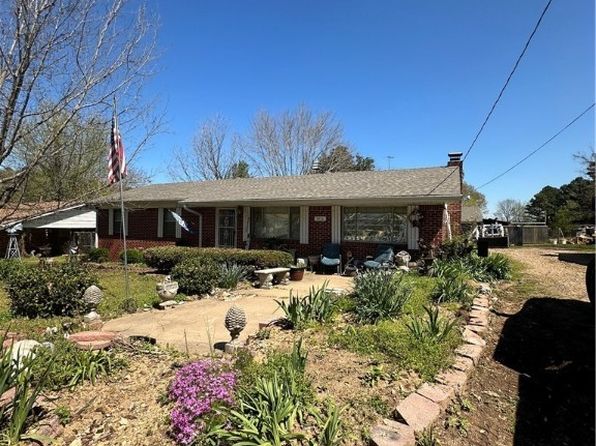 1416 N Roseville St, Altus, AR 72821