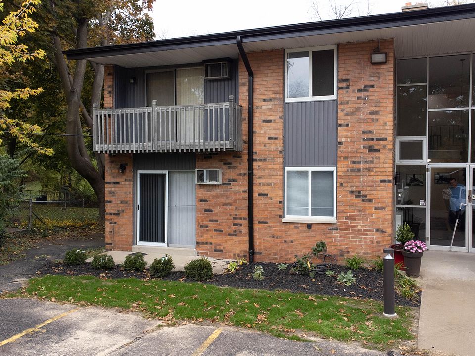 1st image of 626 Lynn Ave Unit 49