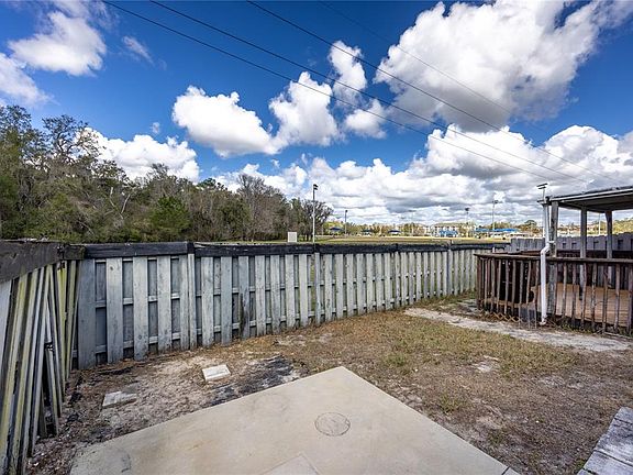 2nd image of 4424 SW 20th Ln