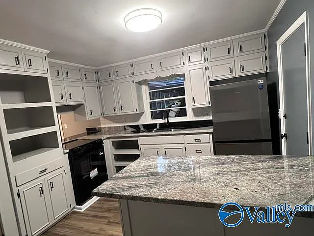 3309 Charleston Ave NW — Photo 4