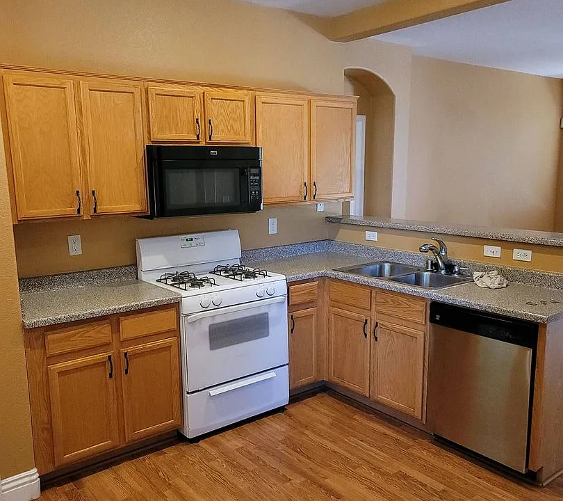 5320 Crestpoint Watch Ct
