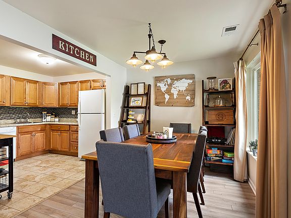 2nd image of 1924 N Hidden Creek Cir Unit 5