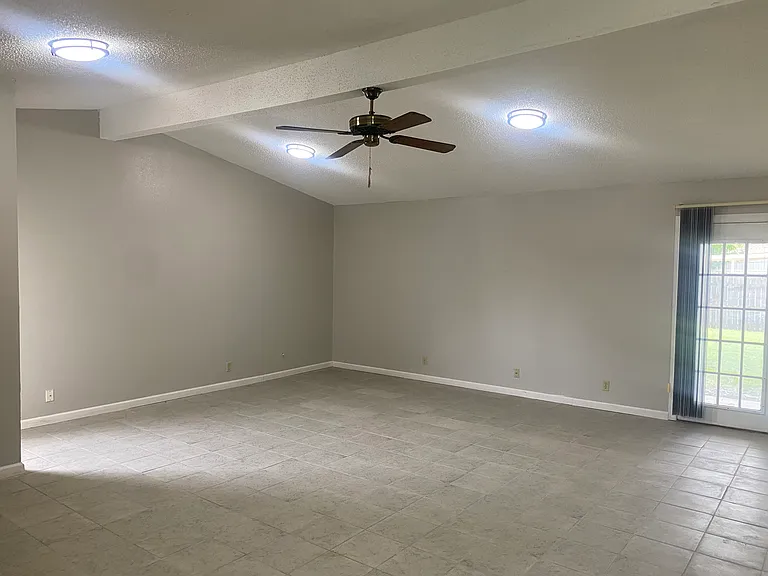 4501 Hughes Dr — Photo 37
