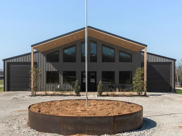 1330 Jrc Rd, Gainesville, TX 76240