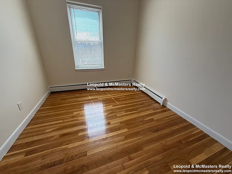 North Beacon St Brighton Apartments — Photo 19