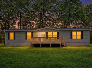 665 Camp Belle Air Rd, Sparta, TN 38583