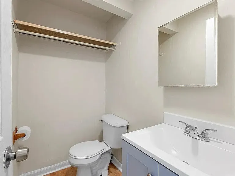 2049 Berkshire Cir #D — Photo 1