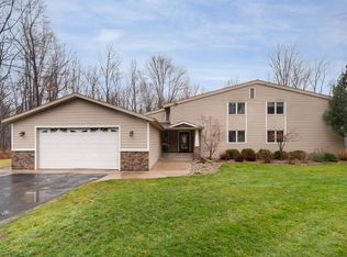 1321 E Sanford Rd, Midland, MI 48642