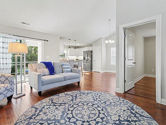 3rd image of 332 Turning Pines Loop