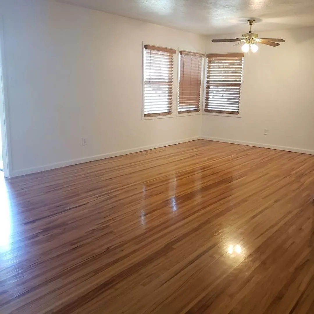 2631 17th Street - House — Photo 3