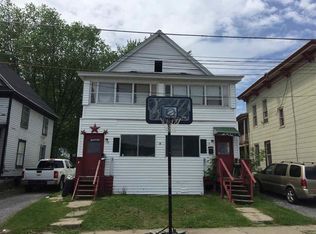 13 Washburn St, Gloversville, NY 12078