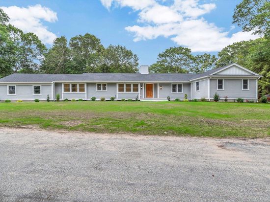 40 Sachem Drive, Centerville, MA 02632