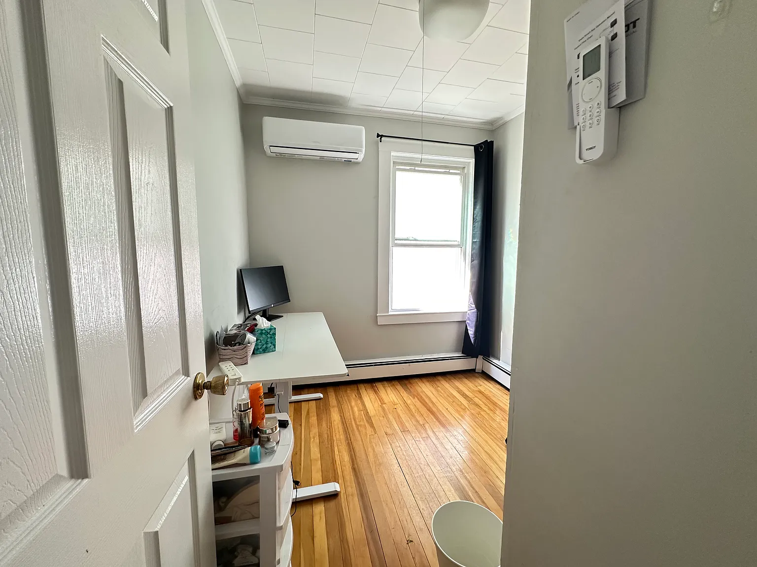 2 bed, 950 sqft, $3,300 — Photo 4